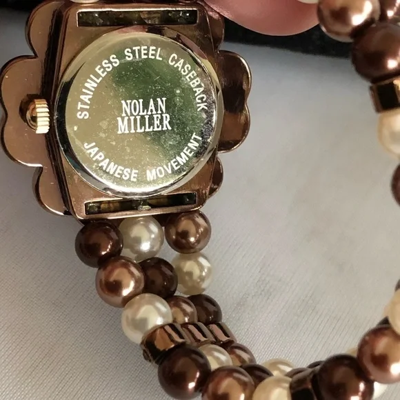 NOLAN Miller Jewelry Crystal Watch Chocolate Pearl Coco Persailles with Bracelet - Picture 8 of 8
